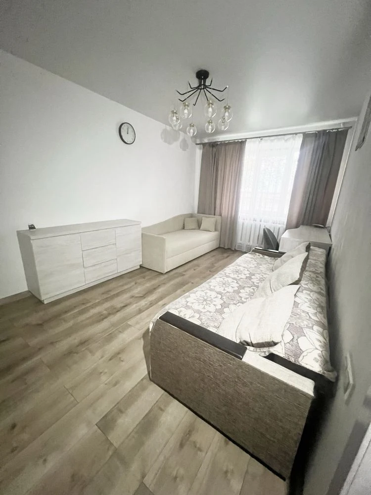 Продається 1-кімнатна квартира, вулиця Соцмістечко