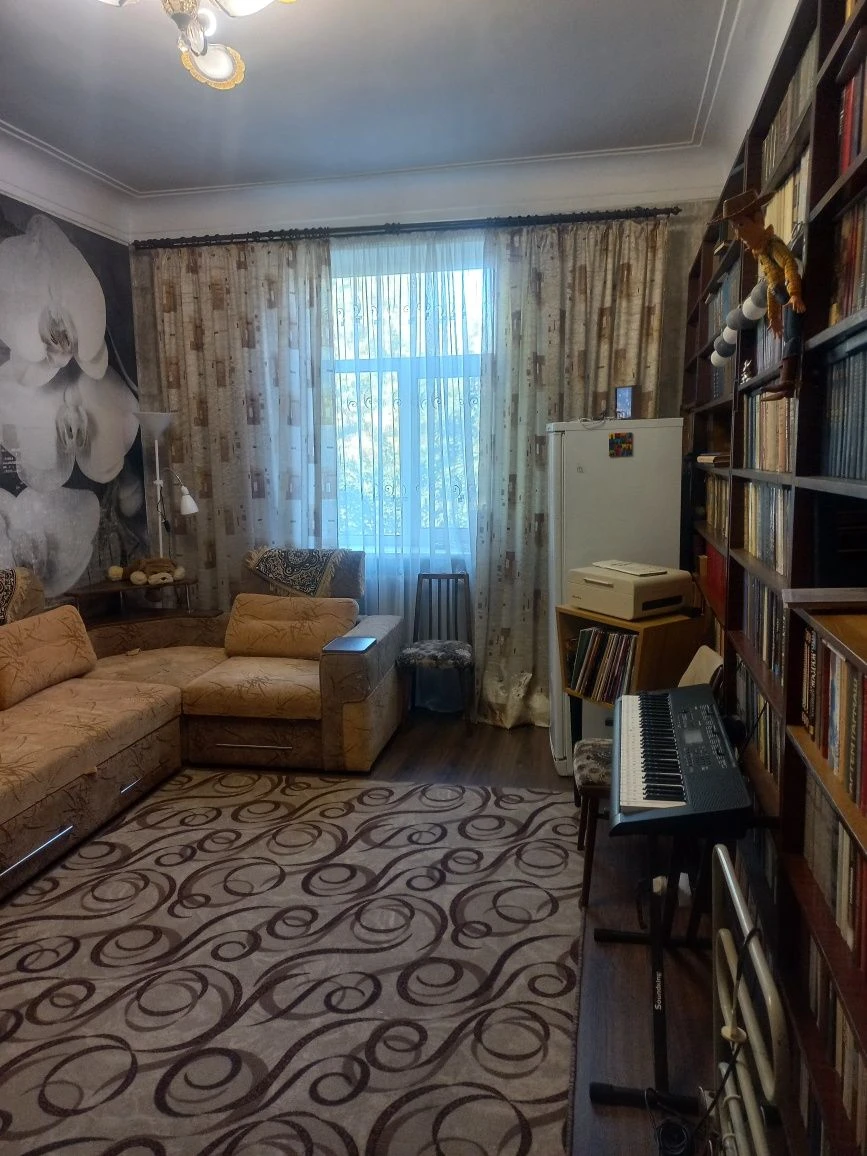 For Sale: 4-room apartment in Borispil!
