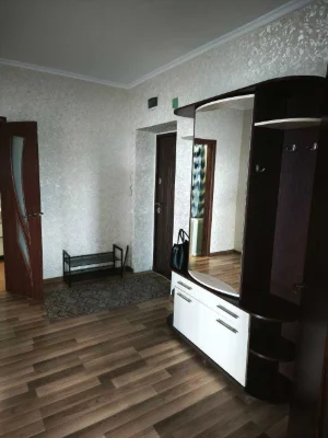 Продам 3-х кімнатну квартиру