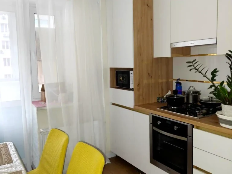 Продається 1-кімнатна квартира 39,5 м²
