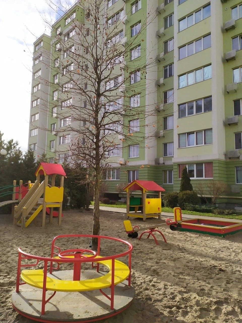 Продается однокомнатная квартира в ЖК "Первоцвіт"