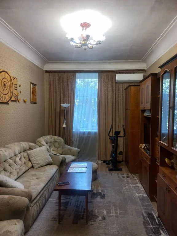 For Sale: 4-room apartment on Borisпіль Street, Soskmistche