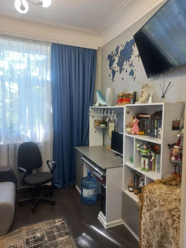 For Sale: 4-room apartment on Borisпіль Street, Soskmistche