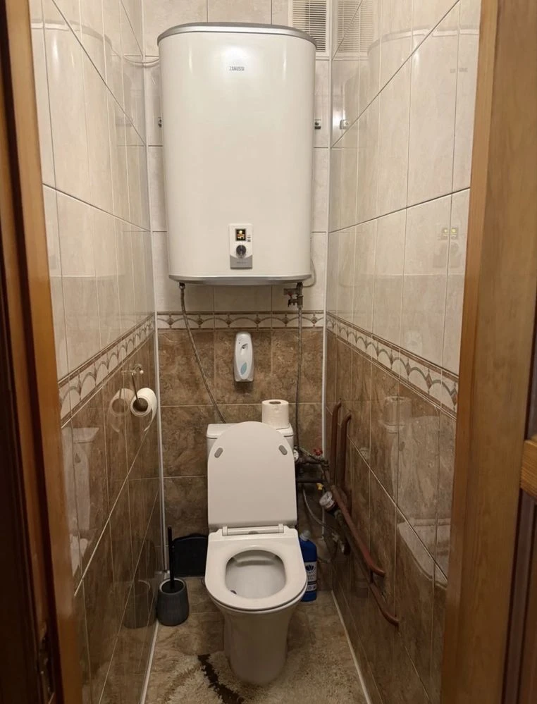 Продається 3-кімнатна квартира, Бориспіль, вул. Лютнева