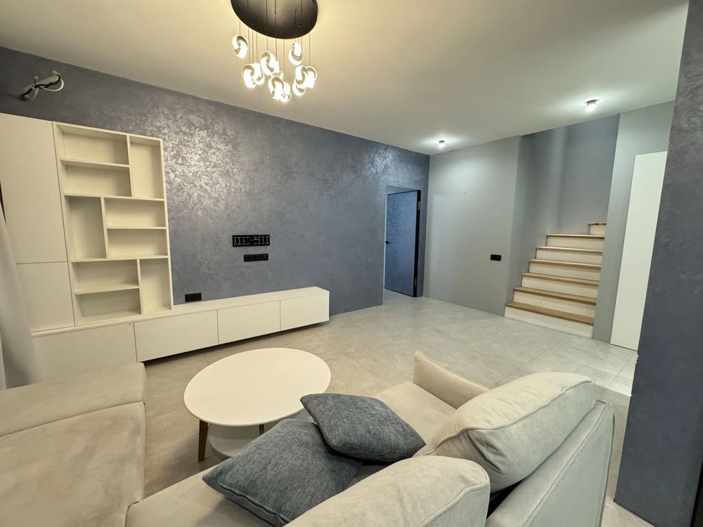 Продажа 2-х этажной квартиры 109 м² с ремонтом/мебелью/техникой
