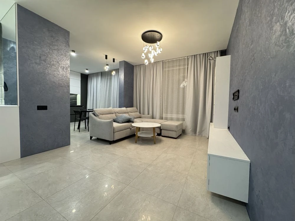 Продажа 2-х этажной квартиры 109 м² с ремонтом/мебелью/техникой