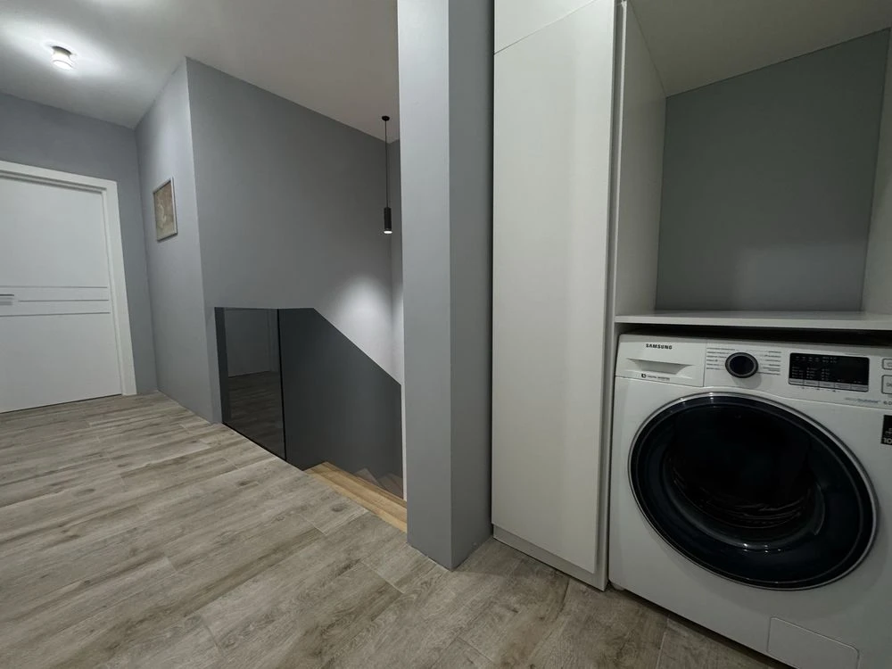 Продажа 2-х этажной квартиры 109 м² с ремонтом/мебелью/техникой