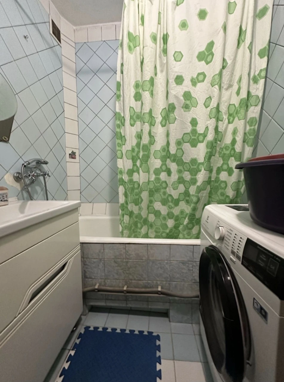 Urgent sale of 2-room apartment in the center of Boryspil