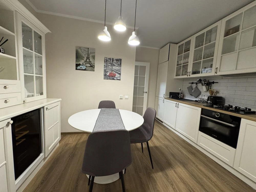 Квартира 1 комнатай, 40 м2 с мебелью и техникой в Борисполе