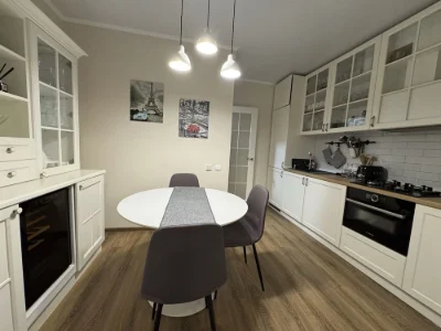 Квартира 1 комнатай, 40 м2 с мебелью и техникой в Борисполе