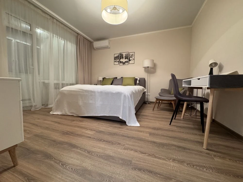 Квартира 1 комнатай, 40 м2 с мебелью и техникой в Борисполе
