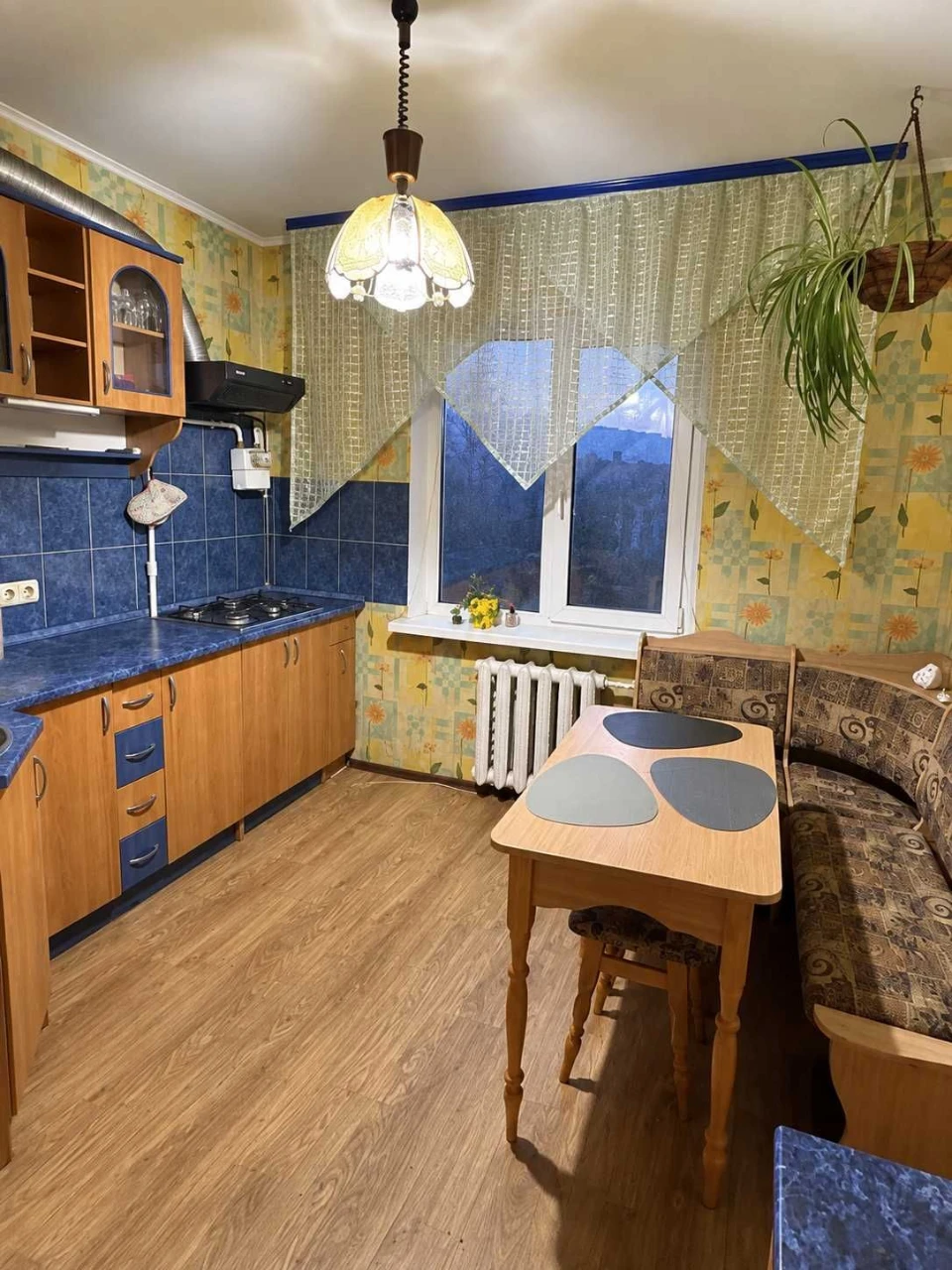 2-room apartment with furniture and appliances, Renovated, for sale