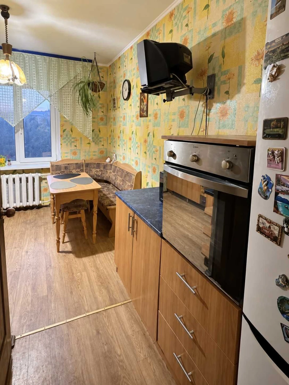 2-room apartment with furniture and appliances, Renovated, for sale