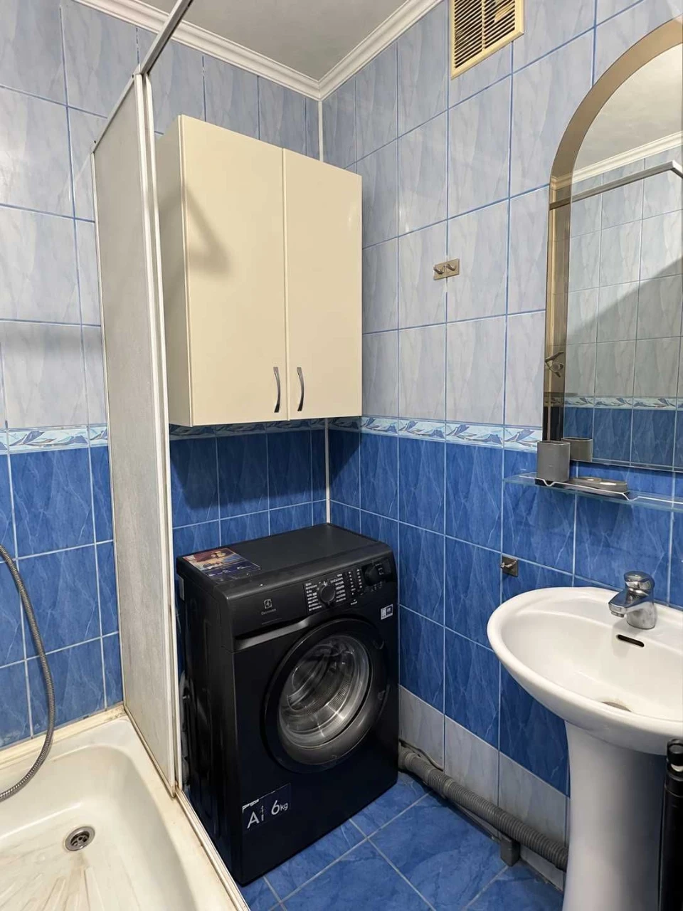 2-room apartment with furniture and appliances, Renovated, for sale