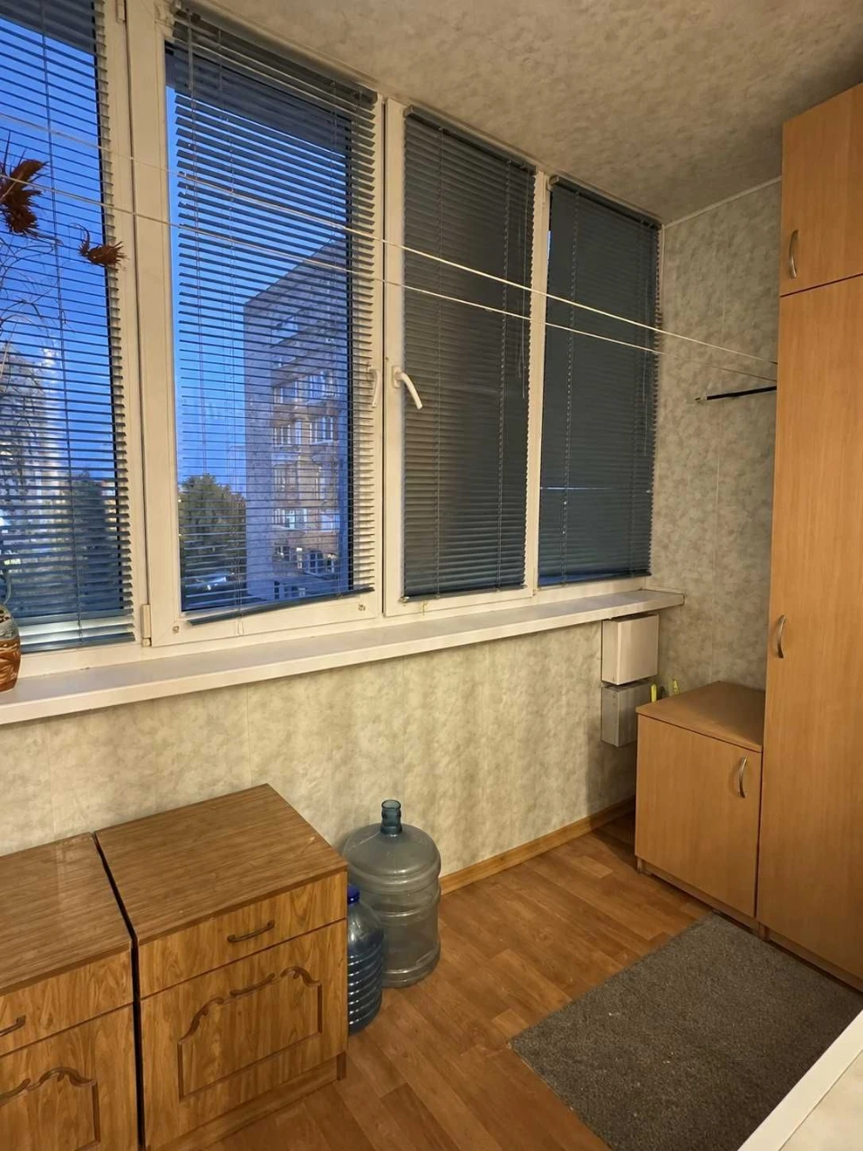 2-room apartment with furniture and appliances, Renovated, for sale