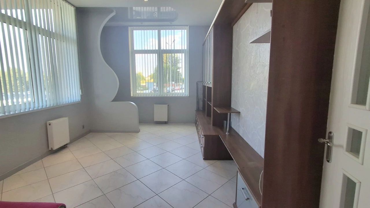 Продаж просторої 1к квартири (42.1 м²) в ЖК «Сонячний» в місті Бо
