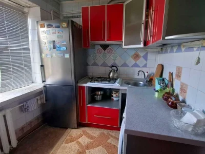 Apartment. Kharkiv, Myru St.
