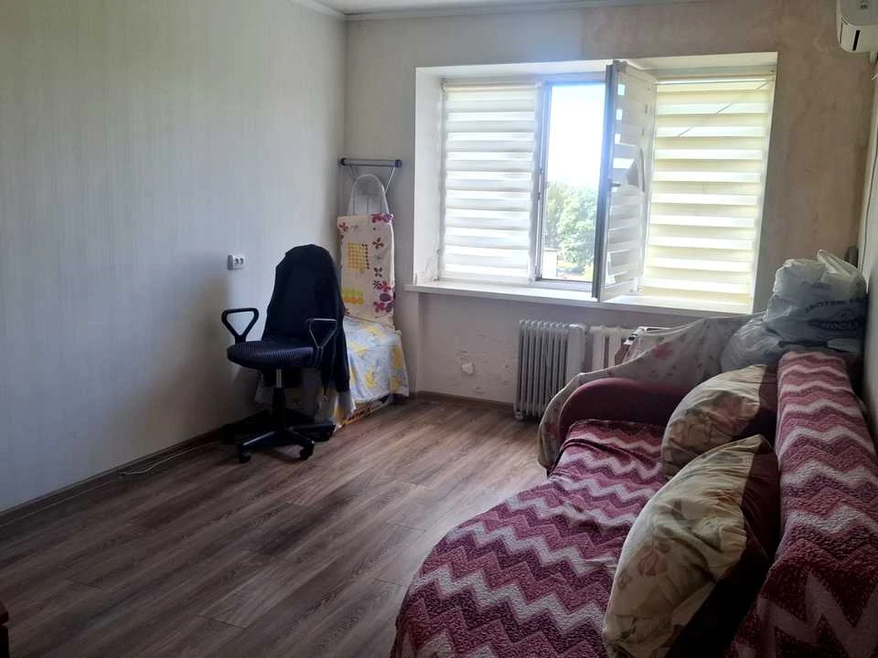 Apartment. Kharkiv, Myru St.