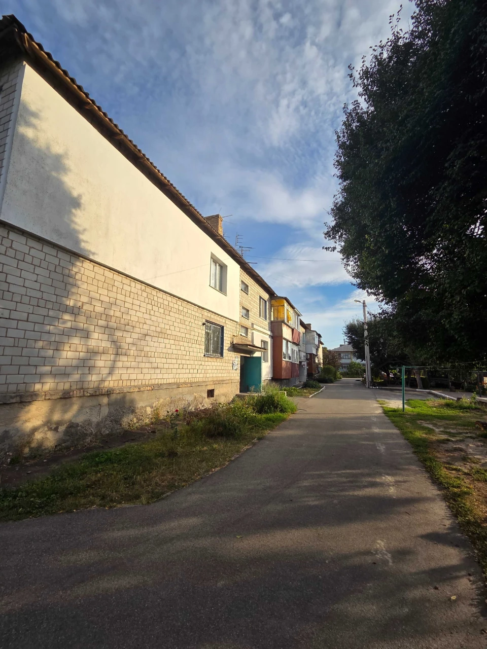 Продажа 3-комнатной квартиры, 2 этаж, документы, чеки