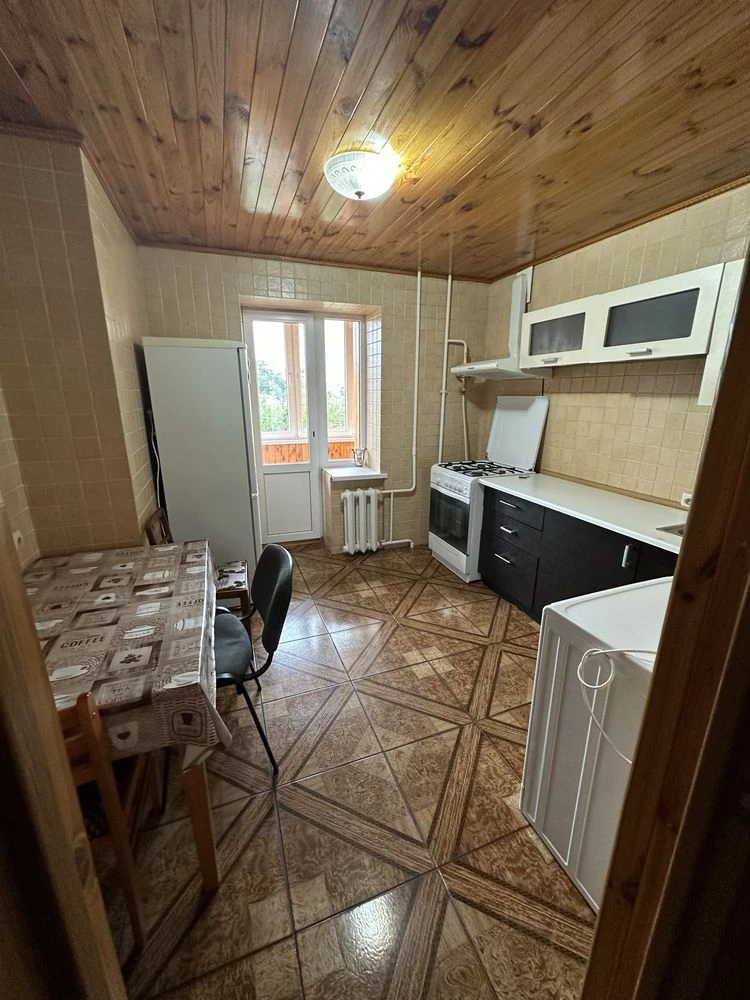 Продам 2 - кім. квартиру від ВЛАСНИКА за адресою вул. Білоді