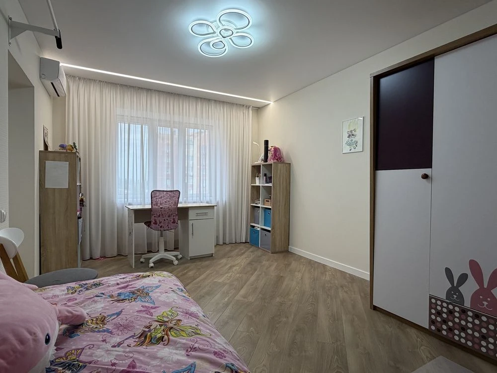 Apartment for Sale: 2-room apartment in ЖК Левада