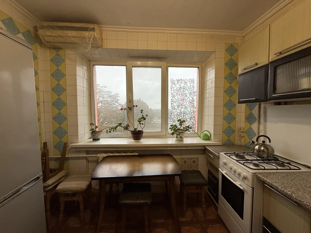 Двокімнатна квартира 54 м² на вулиці Лютнева, 18, УКОМПЛЕКТОВАНА в м. Бориспіль
