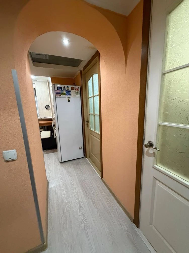 1 room apartment with furniture and appliances / 27 sq.m.