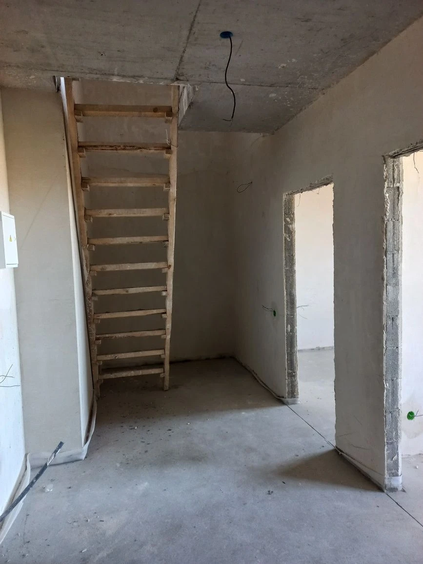 Продам 3-кімнатну дворівневу квартиру в ЖК "Мрія". Хороша пропозиція!