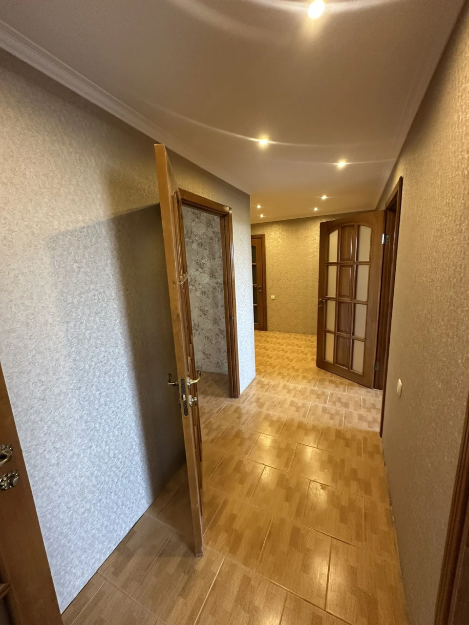 Продається 3-кімнатна квартира в Борисполі, ЖК "Уюткіно". Вулиця В. Йови