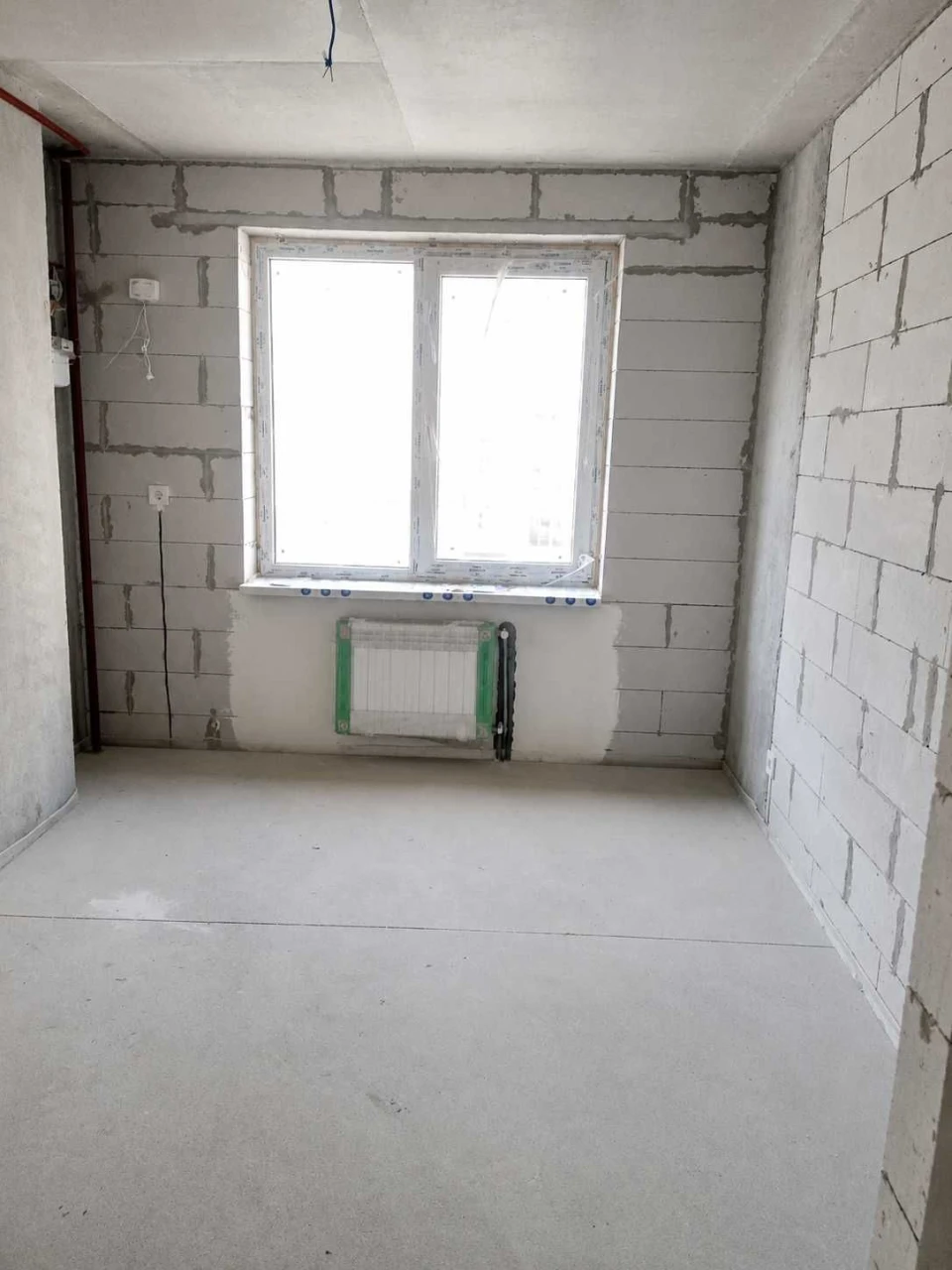 1-bedroom apartment in new building, 4th floor/10th floor, gas boiler