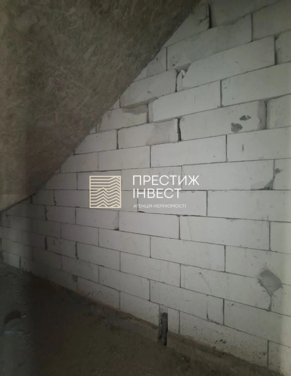 Продаж однокімнатного апартаменту в таунхаусі