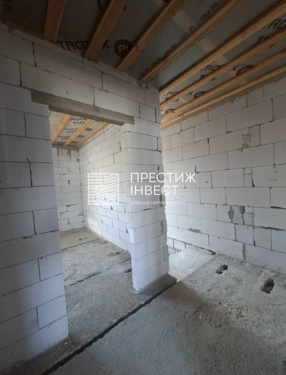 Продаж однокімнатного апартаменту в таунхаусі