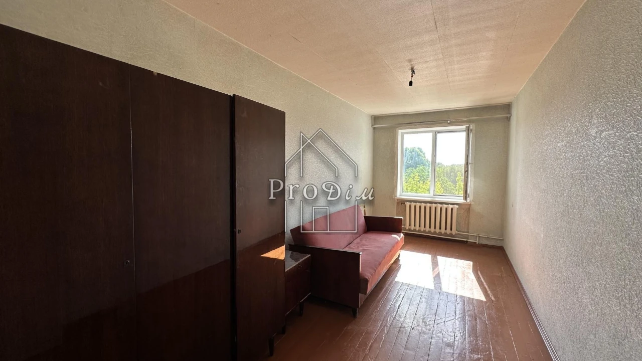 Sale of a 2-bedroom apartment 45 sq. m. Soskmitche, Boryspil without %%