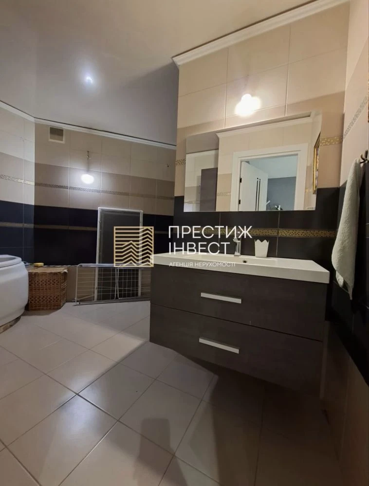 Срочная продажа 2-комнатной квартиры 80 м² с современным ремонтом