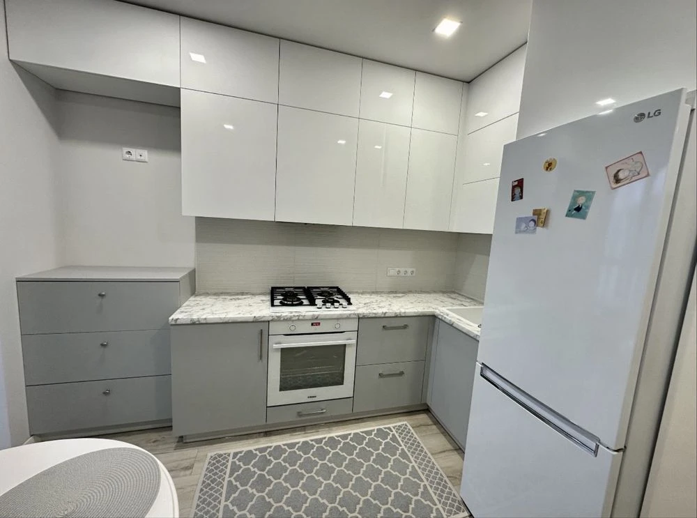 Продажа 1-комнатной квартиры в центре ЖК Скай Сити, индивидуальные платежи.