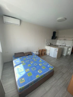 Sale of smart apartment with furniture and appliances