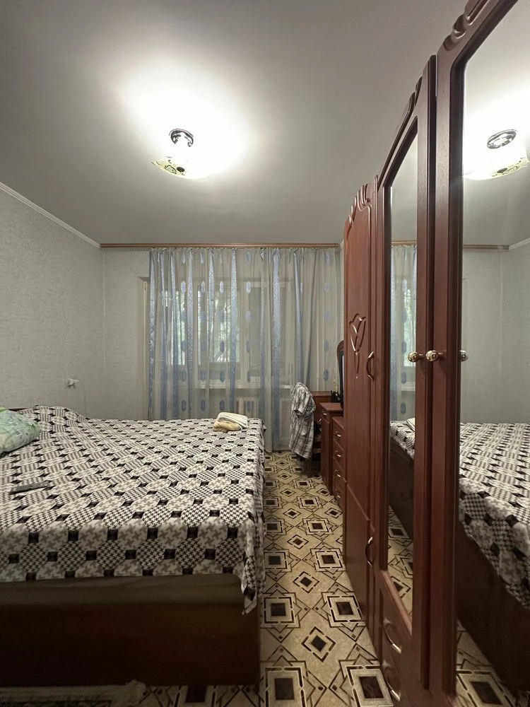 Продаж 2-кв  м.Бориспіль вул. ГЛИБОЦЬКА -початок вулиці Цент