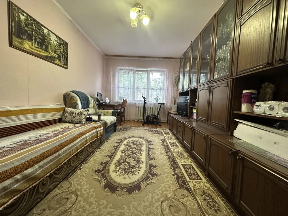 Продаж 2-кв  м.Бориспіль вул. ГЛИБОЦЬКА -початок вулиці Цент