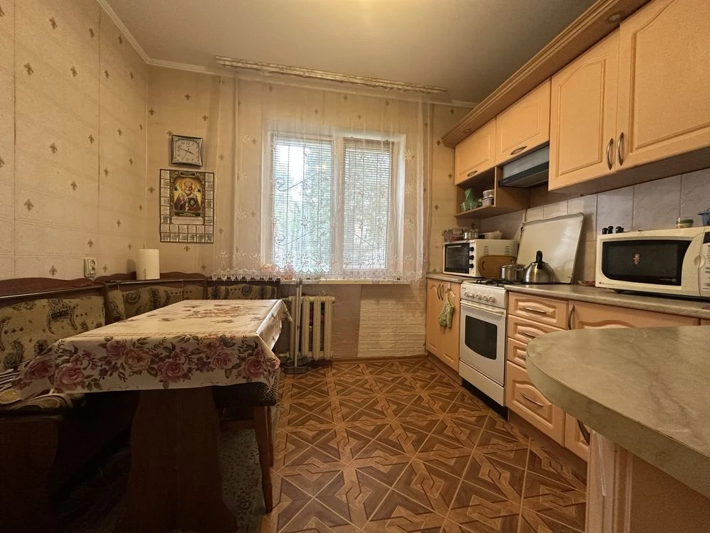 Продаж 2-кв  м.Бориспіль вул. ГЛИБОЦЬКА -початок вулиці Цент