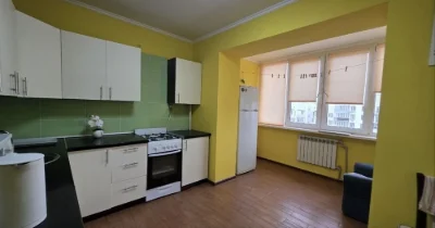 Продаж 1-кв м,Бориспіль вул.Момота 42 кв.м р-н 5 школи з МЕБ