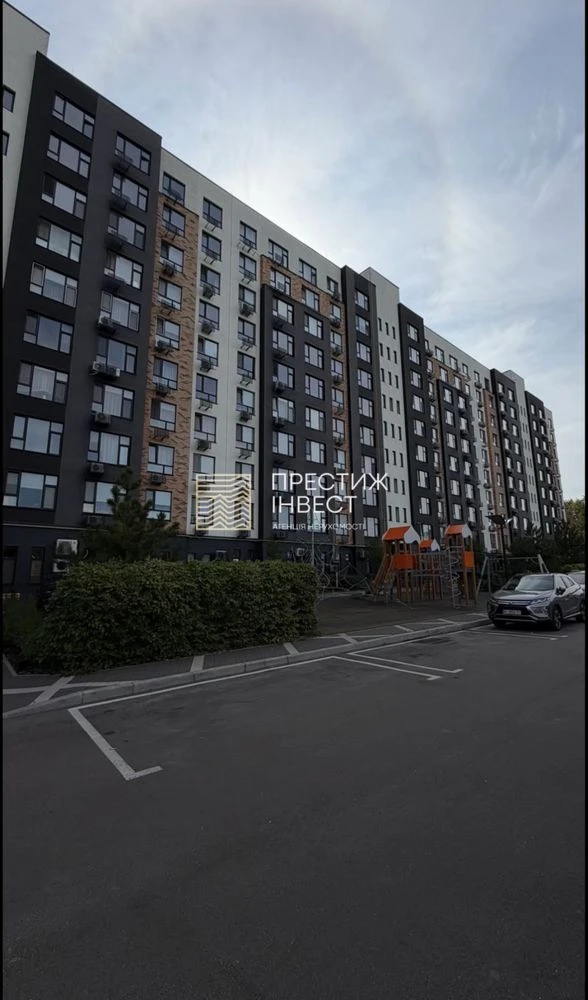 Urgent! Sale of an exclusive 1-bedroom apartment with individual
