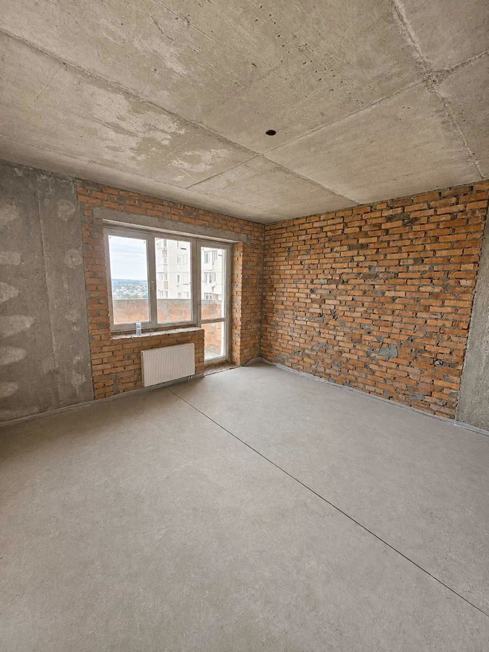 Продажа 1-комнатной квартиры в центре Борисполя, БЕЗ КОМИССИОН