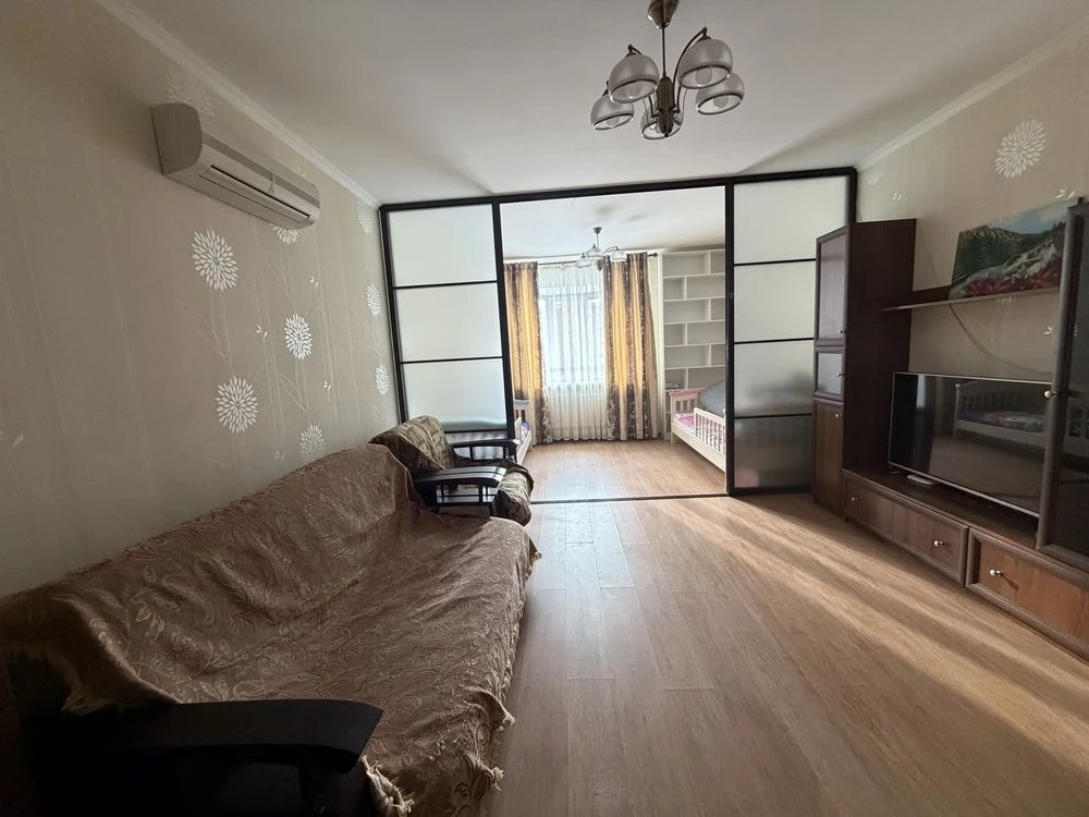 Продам 1 к квартиру , 53м2, 5/9- поверх, вул. Шевченка ЖК Ле