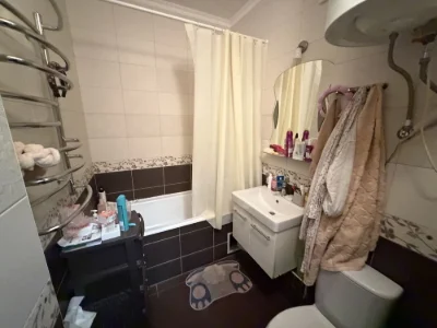 Продам 1 к квартиру , 53м2, 5/9- поверх, вул. Шевченка ЖК Ле