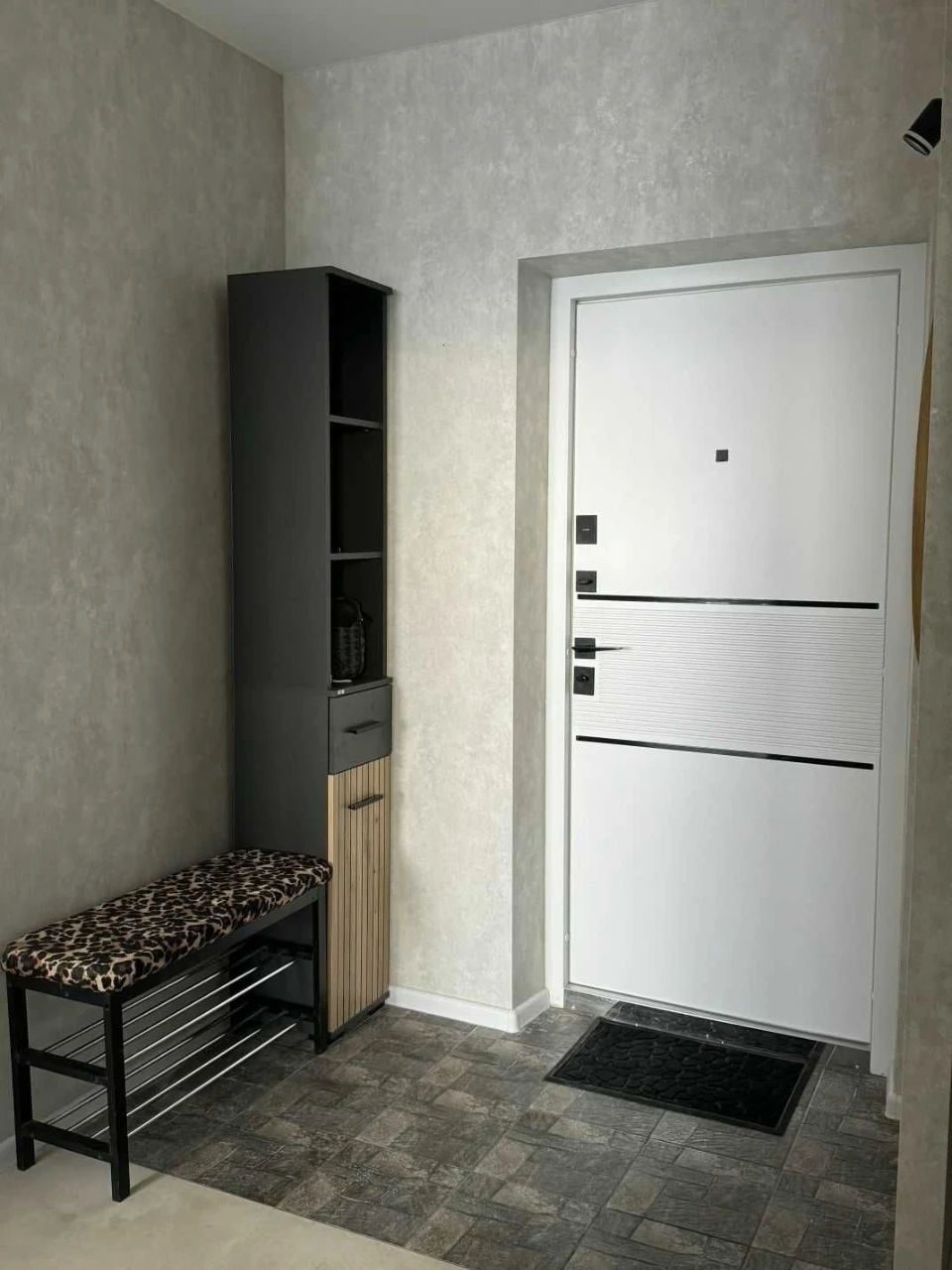 57000$, готова до проживання квартира, єВідновлення, ваучери
