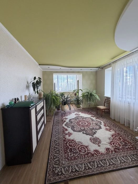 продам двокімнатну квартиру в новобудові