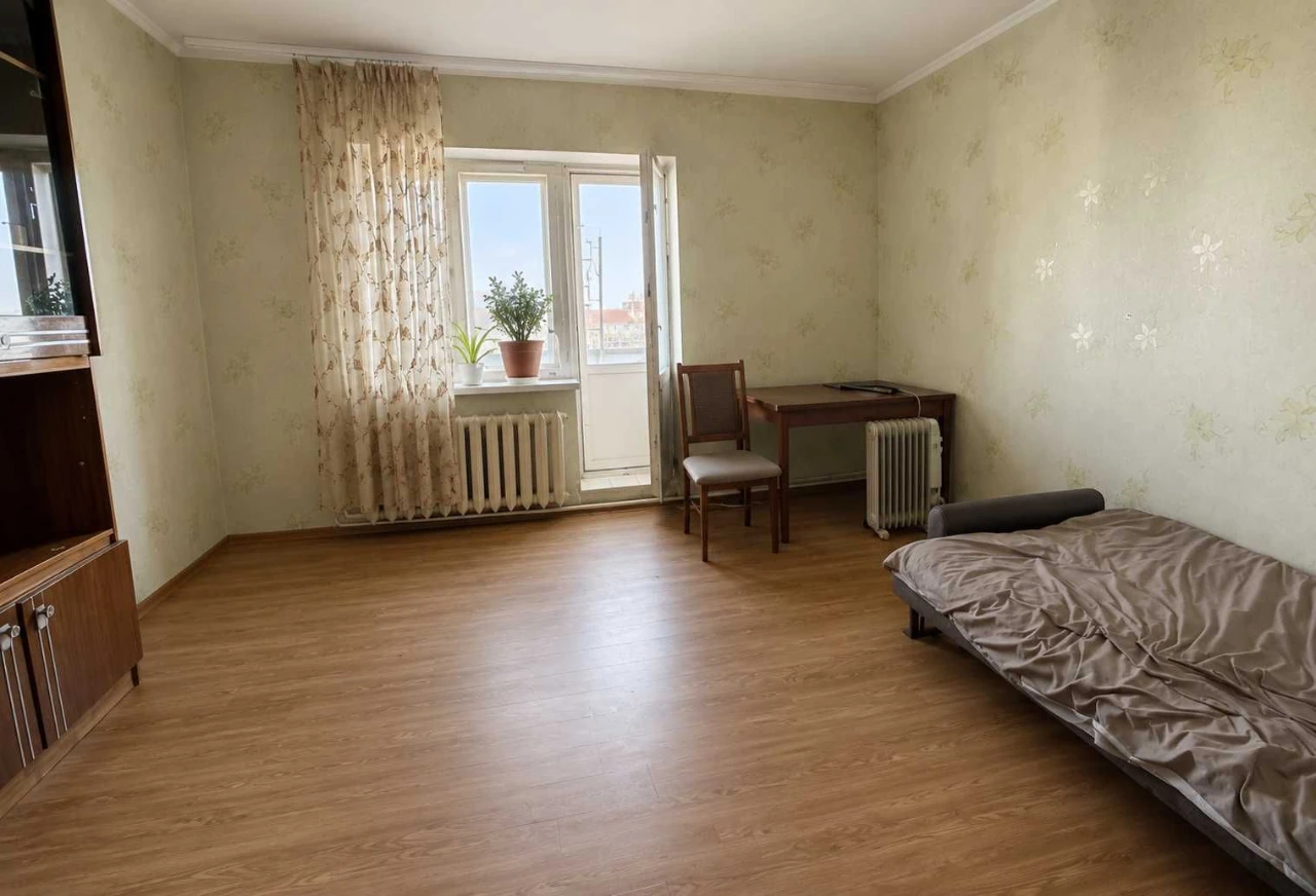 3-room apartment 67.8 m² | Refurbishment | Ecemarket district | Not corner