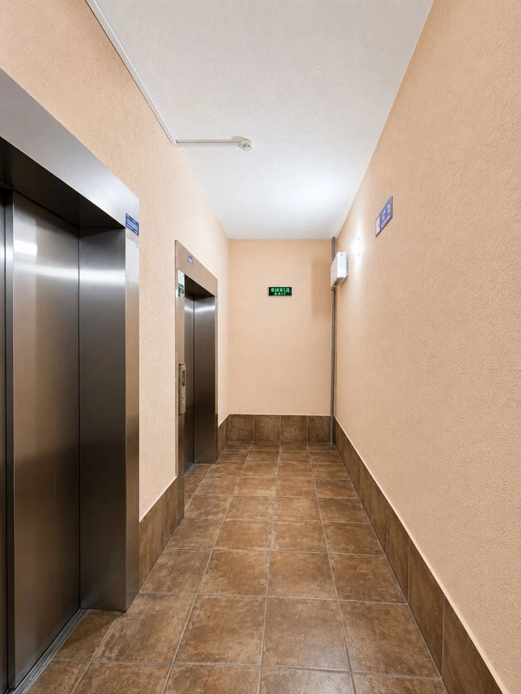 Продаж 1-кімнатної квартири 48.8 кв.м в ЖК «Сонячний» вул. Привокзальна, м. Борис
