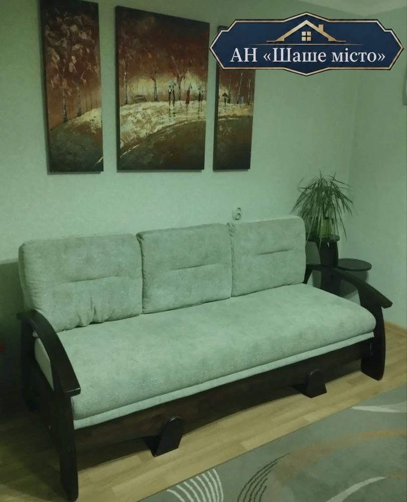 Продаж 2-кв 51.3 кв.м, район УМБ-17, м. Бориспіль, з меблями та технікою