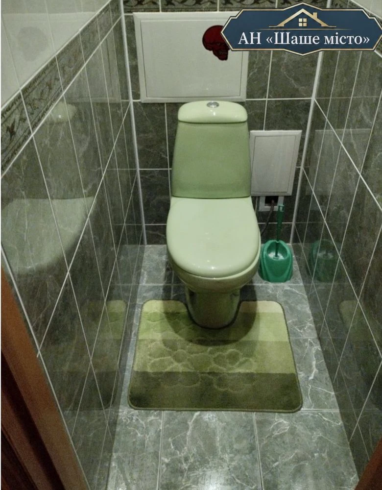 Продаж 2-кв 51.3 кв.м, район УМБ-17, м. Бориспіль, з меблями та технікою